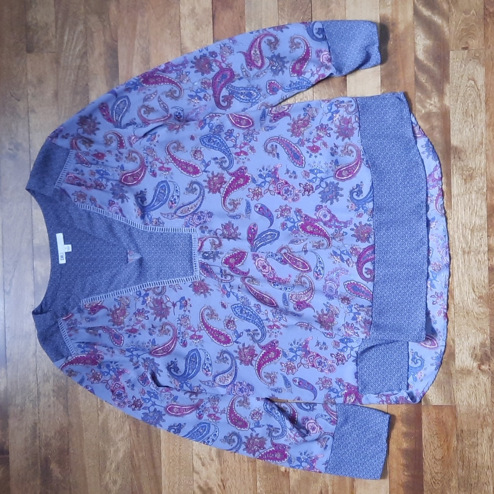 2/$35 Boho paisley tunic size M